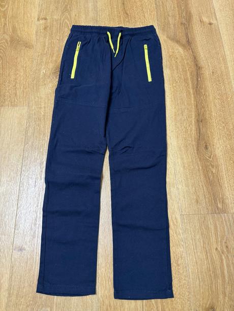 Takmer nenosené rifle pas na gumičku, 152