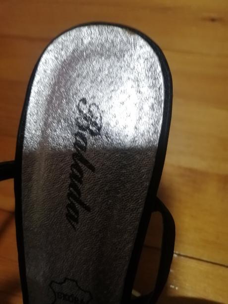 Spoločenské sandale, 37