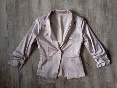 Krásne metalické sako, s