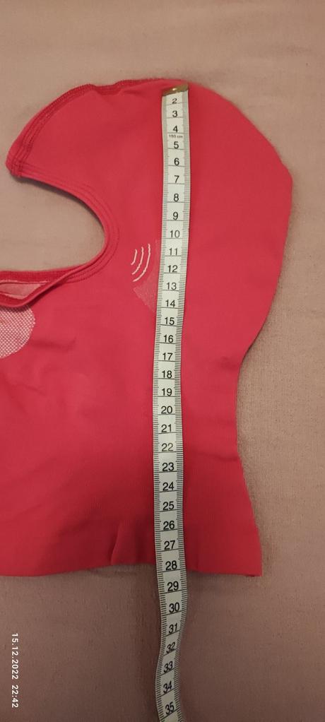 Kukla pod prilbu, <50