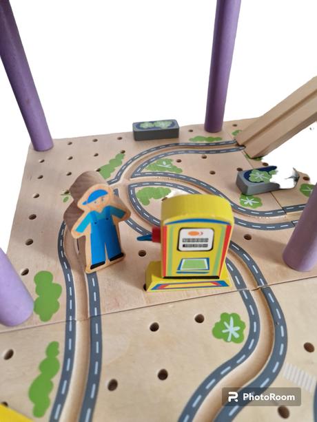 Drevena skladacka "mesto", 