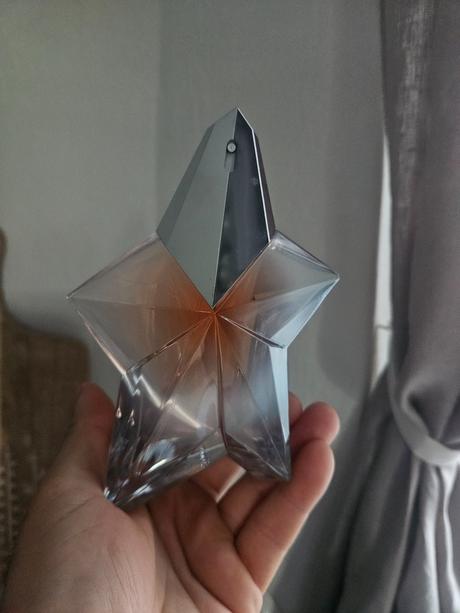 Mugler -angel blush,