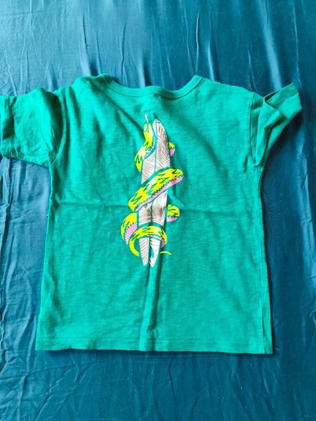 Pekné zelené tričko s hadom, gap,s