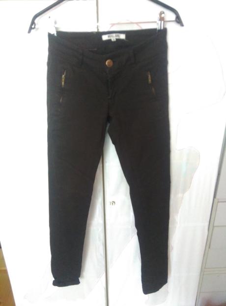 Tmave skinny rifle, gate,34