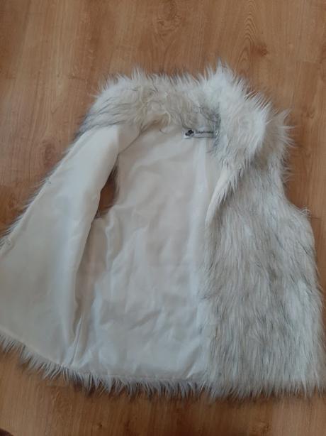 Kožušinková vesta velk. s., s