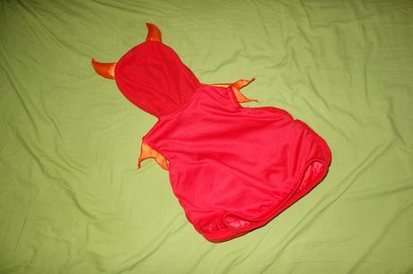 Kostym pre certika morrison, 