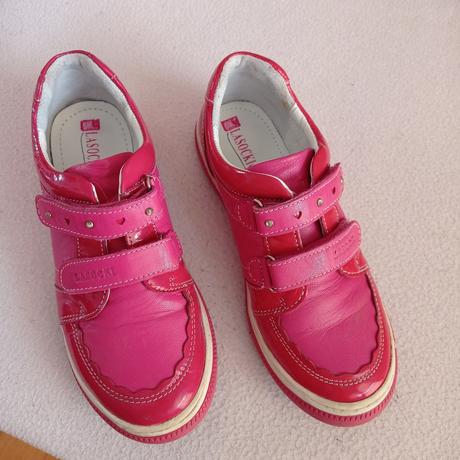 Duevcenske poltopanky vel.33, lasocki,33