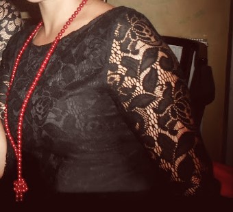 Male čierne šaty, m