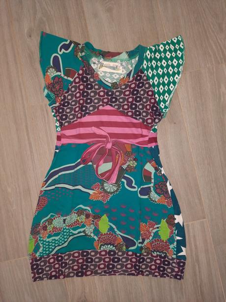 Saty desigual, desigual,122