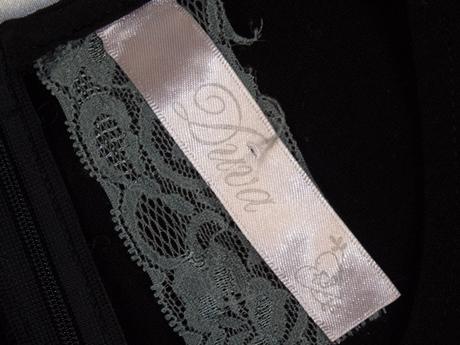 Čierne strečové šaty, diva,36