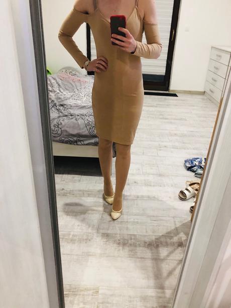 Tričkové šaty, 36