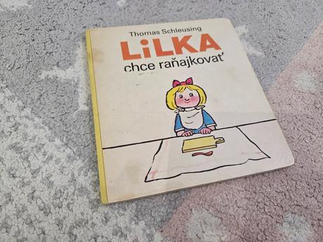 Retro leporelo lilka chce raňajkovať,