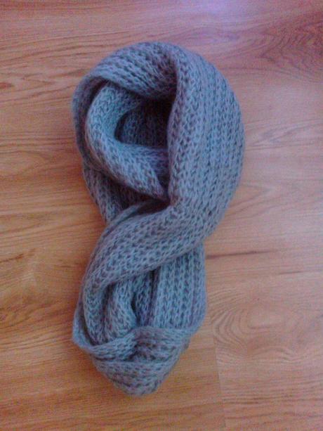 Vlnený šál-tunel, 