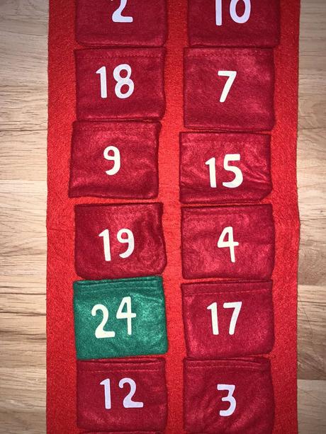 Maxi závesný adventný kalendár 100 cm,