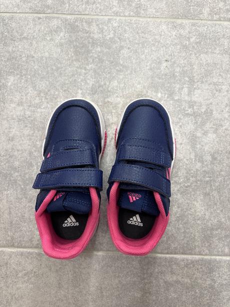 Botasky, adidas,25