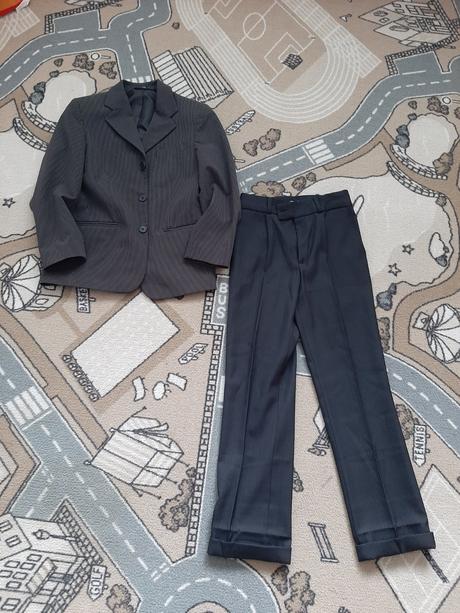 Nohavice s pukmi, 134