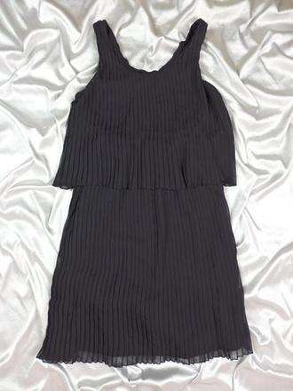 Luxusné plisované šaty, 40