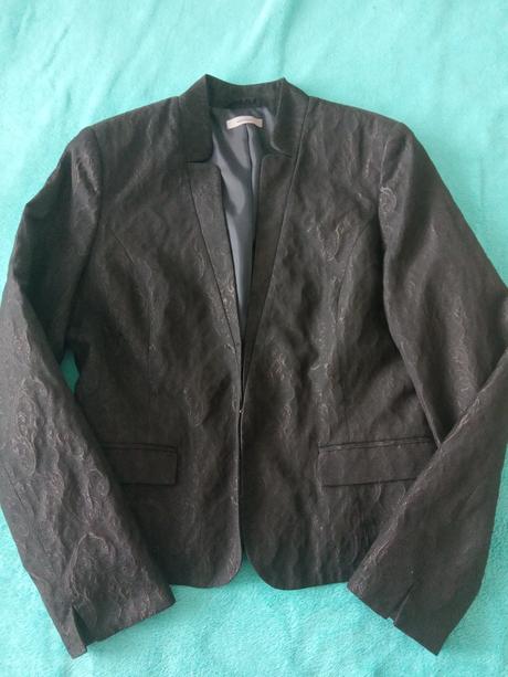 Čierne sako montego, 40