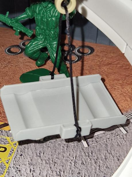 Vojenský skladací kufrík, 