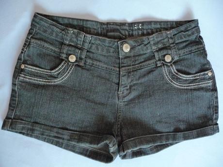 Šedé kraťasy, kik,s