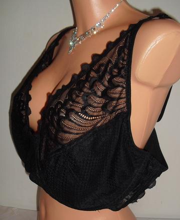 Cipkovana velka elegantna podprsenka, 100e