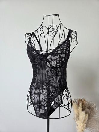 Čipkované body m, m