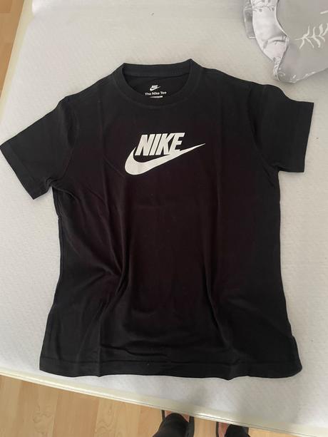 Tricka nike 5ks, nike,m