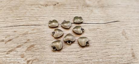 Prívesok - srdiečko - 10x12 mm - strieborné, bron, 