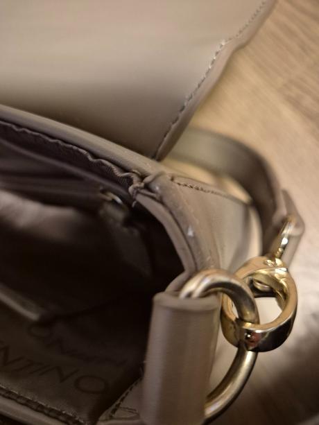 Valentino kabelka elegantná do ruky, valentino