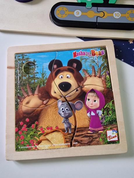 Masa a medved vkladacka, 