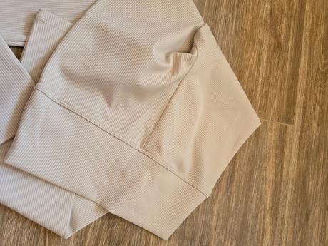 Športové rebrované legíny s, s