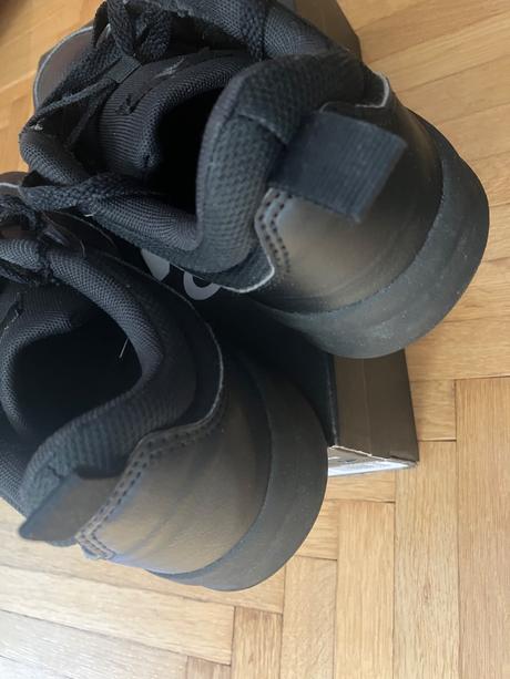 Tenisky, adidas,37