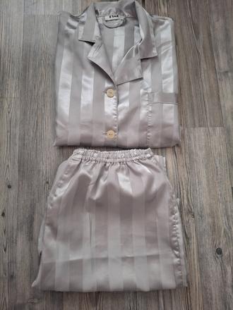 Dvojdielne pyžamo, l