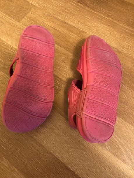 Sandalky na plaz po 1 dietati, 30