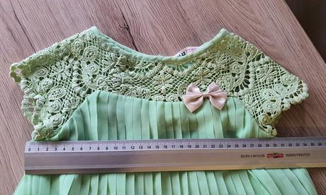 Krásne plisované šaty, h&m,110