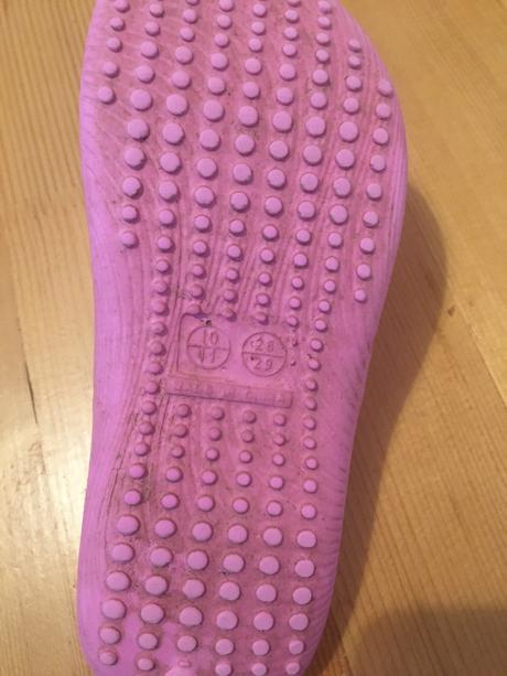 Kroksy a šľapky, 29