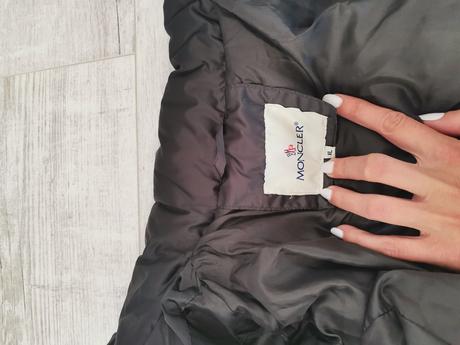 Nádherná moncler bunda, xl