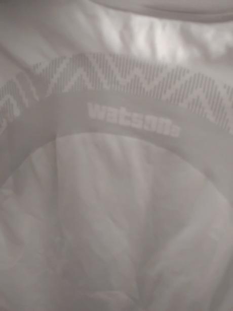 Strhujúce tricko, s