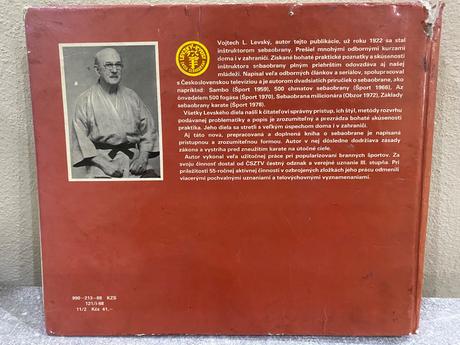 Kniha- karate základy sebaobrany, 