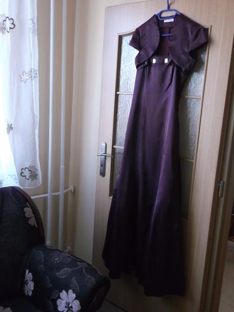 Spoločenské šaty, 36