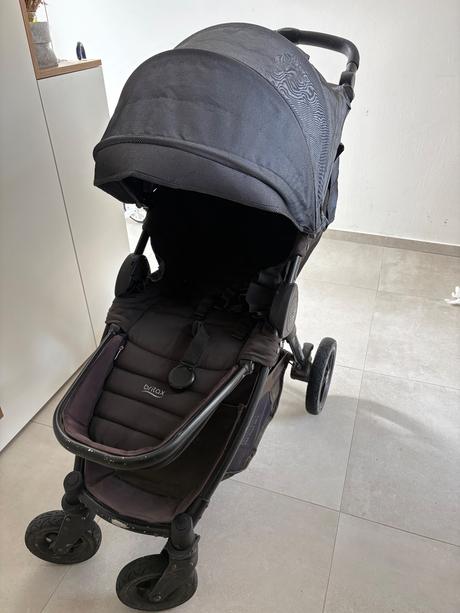 Spoľahlivý partak na prechadzku-britax b-motion, britax,britax b-motion 4 plus