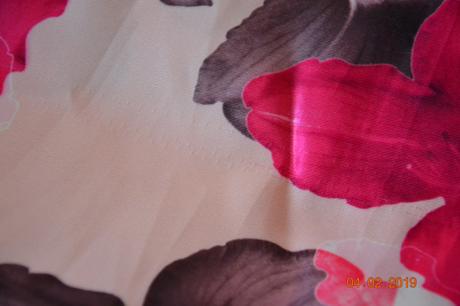 Spolocenske saty cyklamen kvety, 40