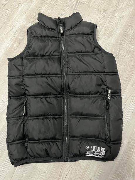 Chlapčenská vesta 134/140, chapter young,134