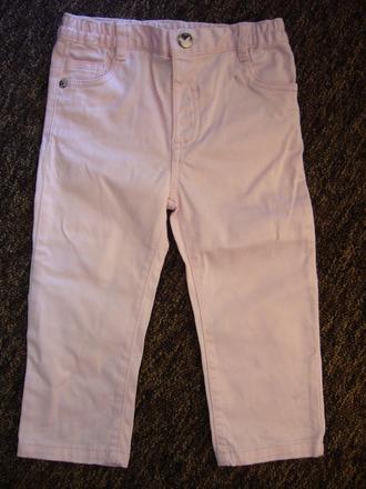 Dievčenské nohavice, 86