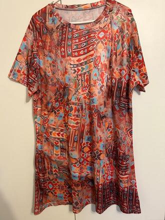 Ľahučké elastické šaty, 50