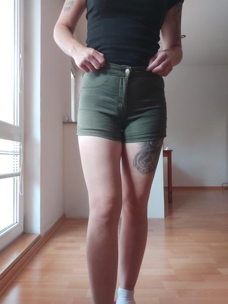 Šortky., sinsay,36