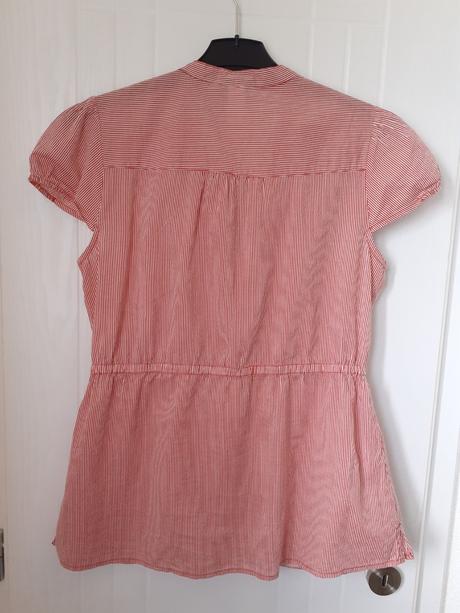 Pásikavá romantická blúzka s volánmi, h&m,42