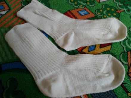 Hrubé biele ponožky, 33