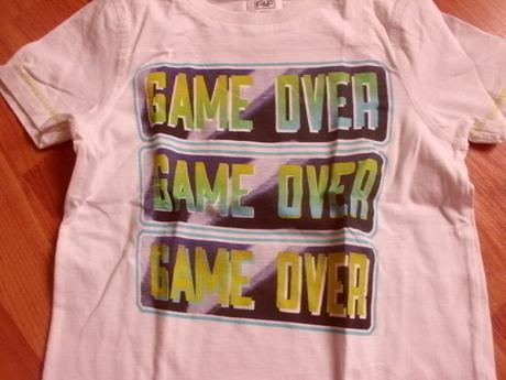Biele tricko-game over, f&f,104