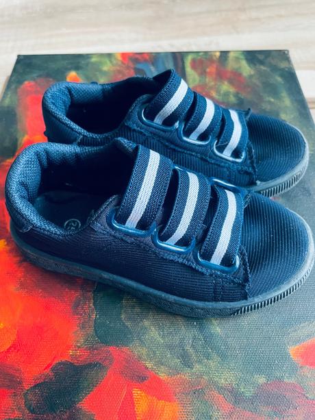 Chlapčenské tramky, 25